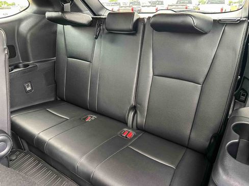 Used 2024 Toyota Highlander XSE AWD/4WD image 20