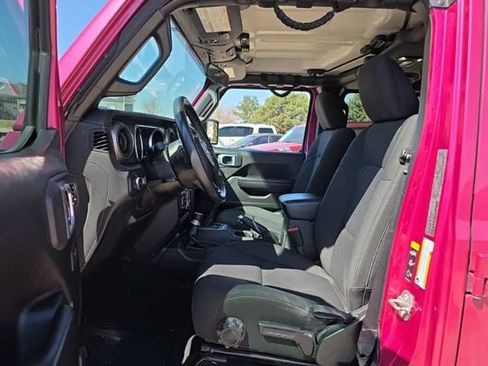 Used 2021 Jeep Wrangler Unlimited Sport image 3