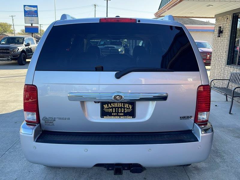 Used 2008 Chrysler Aspen Limited AWD/4WD image 12
