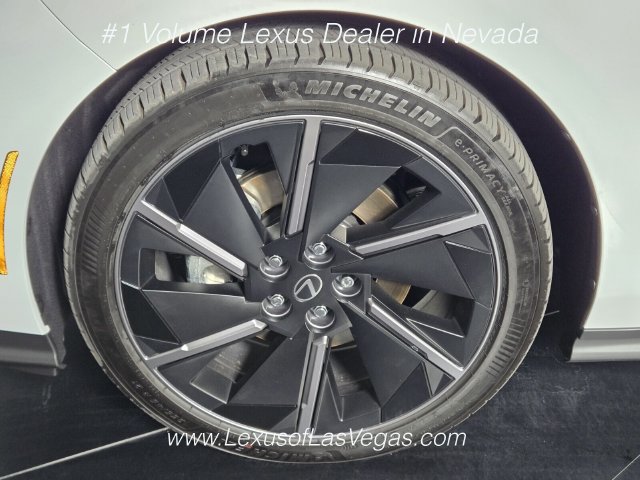 Used 2026 Lexus ES 500e w/ Accessory Package (Z1) AWD/4WD image 9
