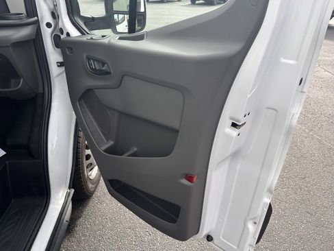 Used 2024 Ford Transit 350 w/ Exterior Upgrade Package RWD image 11