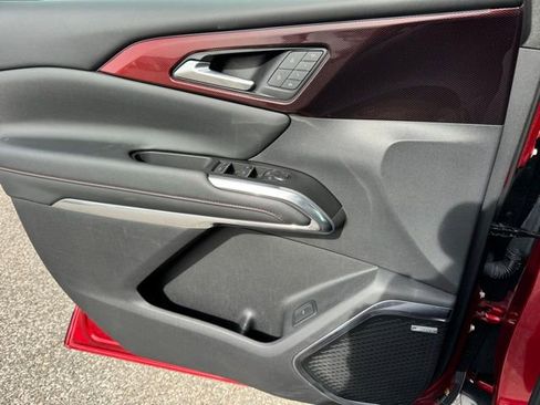 Certified 2024 Chevrolet Traverse RS w/ LPO, Floor Liner Package image 18