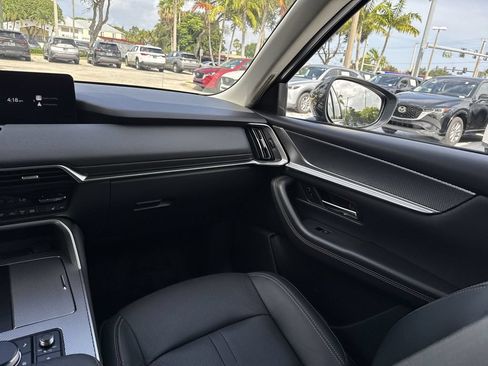 Used 2025 MAZDA CX-90 Plug-In Hybrid w/ Preferred AWD/4WD image 15