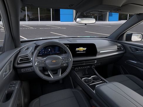New 2026 Chevrolet Traverse LT w/ Sun and Wheel Package AWD/4WD image 15