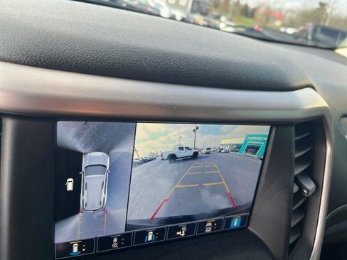 Used 2021 GMC Acadia Denali w/ Denali Ultimate Package image 14