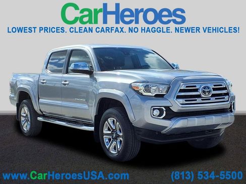 Used 2019 Toyota Tacoma Limited image 1