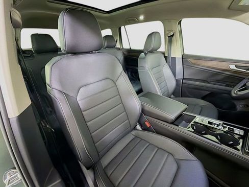 New 2026 Volkswagen Atlas SEL AWD/4WD image 30