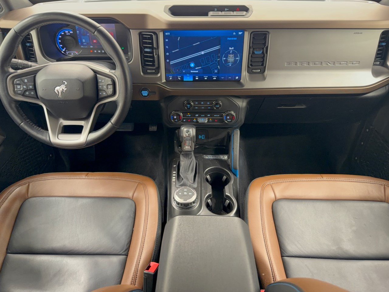 Used 2023 Ford Bronco Outer Banks AWD/4WD image 17