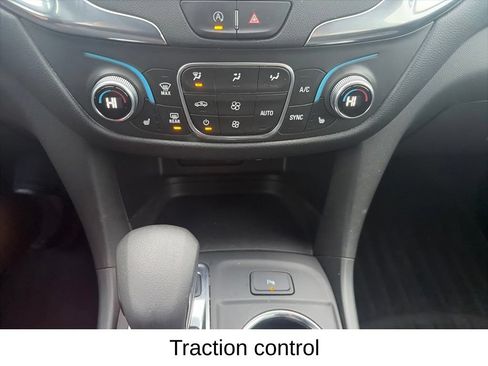 Used 2022 Chevrolet Equinox LT AWD/4WD image 23