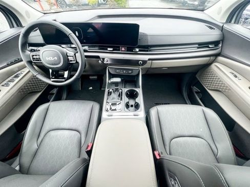 New 2026 Kia Carnival SX FWD image 13