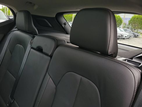 Used 2025 Volvo XC40 B5 Core w/ Protection Package AWD/4WD image 27