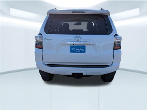 Used 2022 Toyota 4Runner SR5 Premium image 5