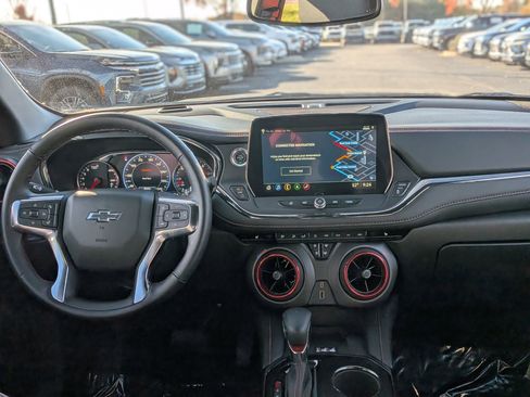 Used 2025 Chevrolet Blazer RS image 19