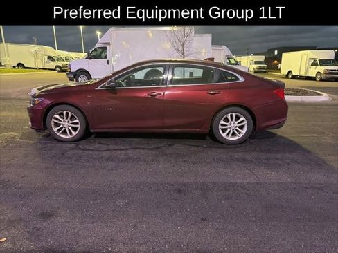 Used 2016 Chevrolet Malibu LT w/ Leather Package image 8