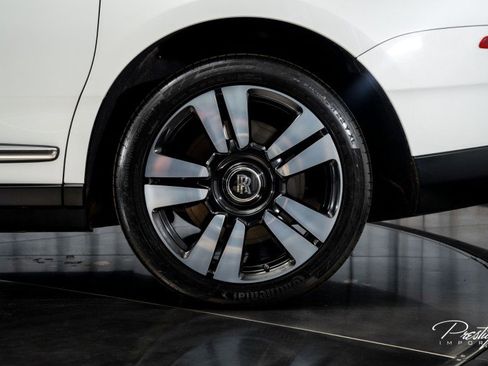 Used 2021 Rolls-Royce Cullinan image 13