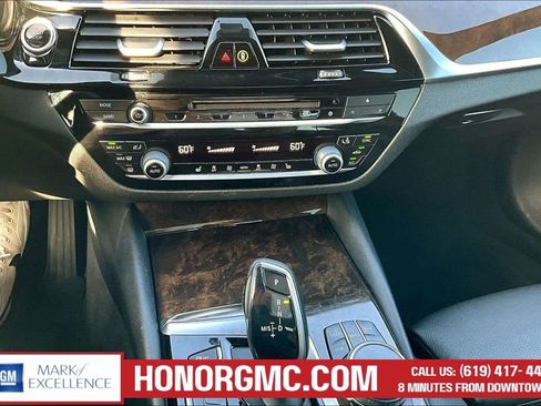 Used 2019 BMW 530e w/ Convenience Package image 15