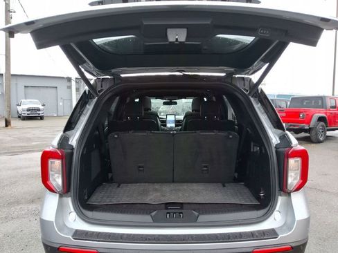 Used 2020 Ford Explorer ST w/ ST Street Pack AWD/4WD image 11