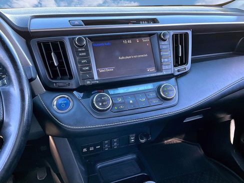 Certified 2018 Toyota RAV4 Limited image 6