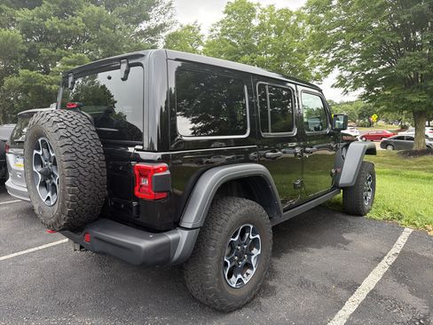 Used 2023 Jeep Wrangler Unlimited Rubicon w/ Steel Bumper Group AWD/4WD image 7