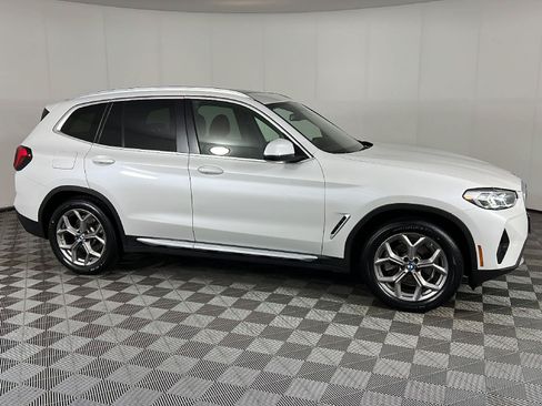 Used 2022 BMW X3 xDrive30i w/ Premium Package 2 AWD/4WD image 3