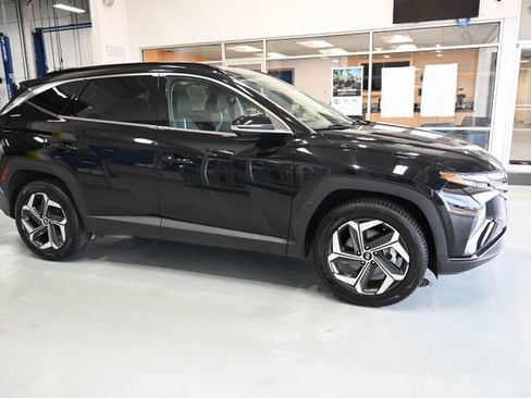 Used 2022 Hyundai Tucson Limited AWD/4WD image 4