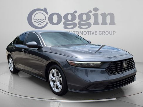 Certified 2025 Honda Accord LX image 8