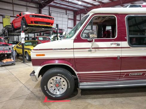 Used 1987 Ford E-150 and Econoline 150 RWD image 3