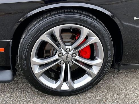 Used 2021 Dodge Challenger R/T image 8