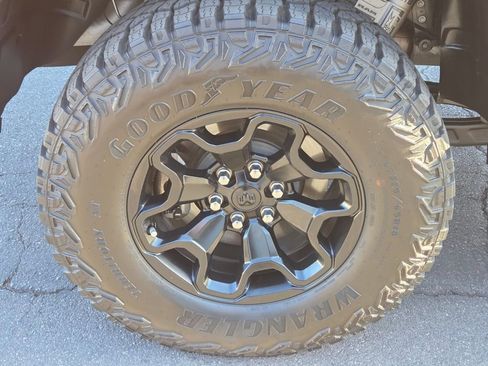 Used 2022 RAM 1500 TRX w/ TRX Level 1 Equipment Group AWD/4WD image 10