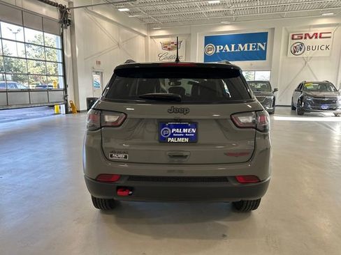 Used 2022 Jeep Compass Trailhawk w/ Trailhawk Elite Group image 7