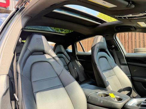 Used 2018 Porsche Panamera 4S AWD/4WD image 33