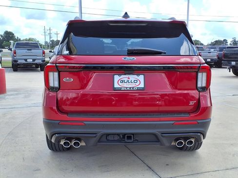 Used 2025 Ford Explorer ST AWD/4WD image 7