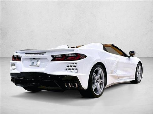 Used 2022 Chevrolet Corvette Stingray Premium Conv image 2