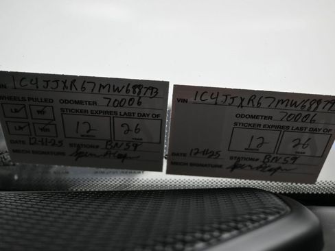 Used 2021 Jeep Wrangler Unlimited Rubicon 4xe w/ Steel Bumper Group image 10