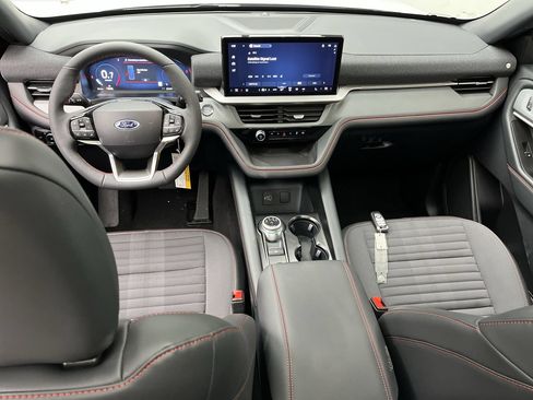 New 2026 Ford Explorer ST-Line AWD/4WD image 4