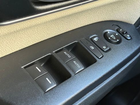 Used 2019 Honda CR-V EX image 27