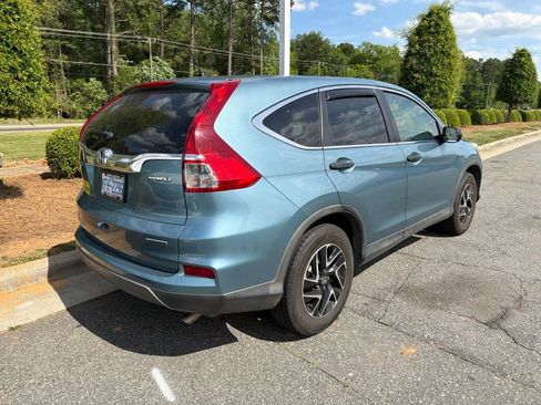 Used 2016 Honda CR-V SE image 7