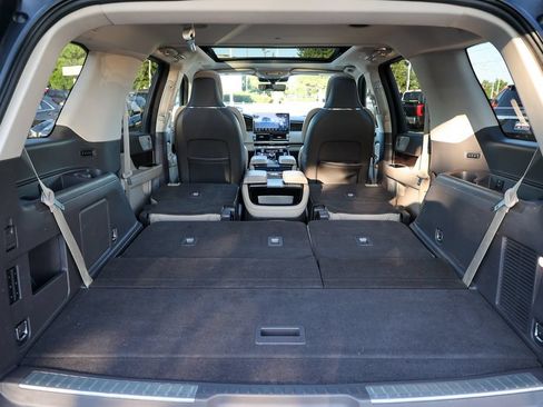 Used 2022 Lincoln Navigator Reserve AWD/4WD image 31