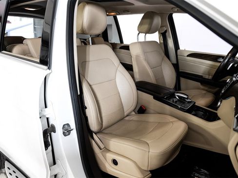 Used 2019 Mercedes-Benz GLS 450 4MATIC w/ Premium 1 Package image 36