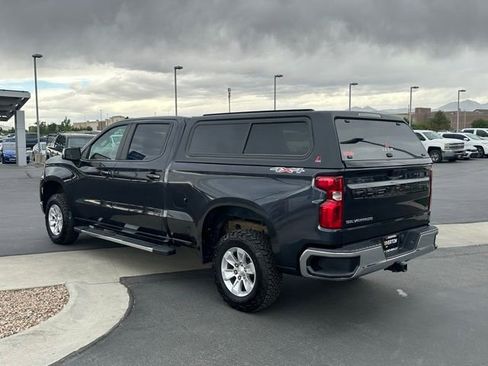 Used 2022 Chevrolet Silverado 1500 LT AWD/4WD image 21