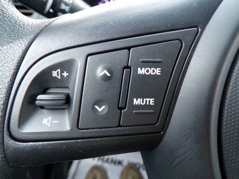 Used 2013 Kia Soul FWD image 27
