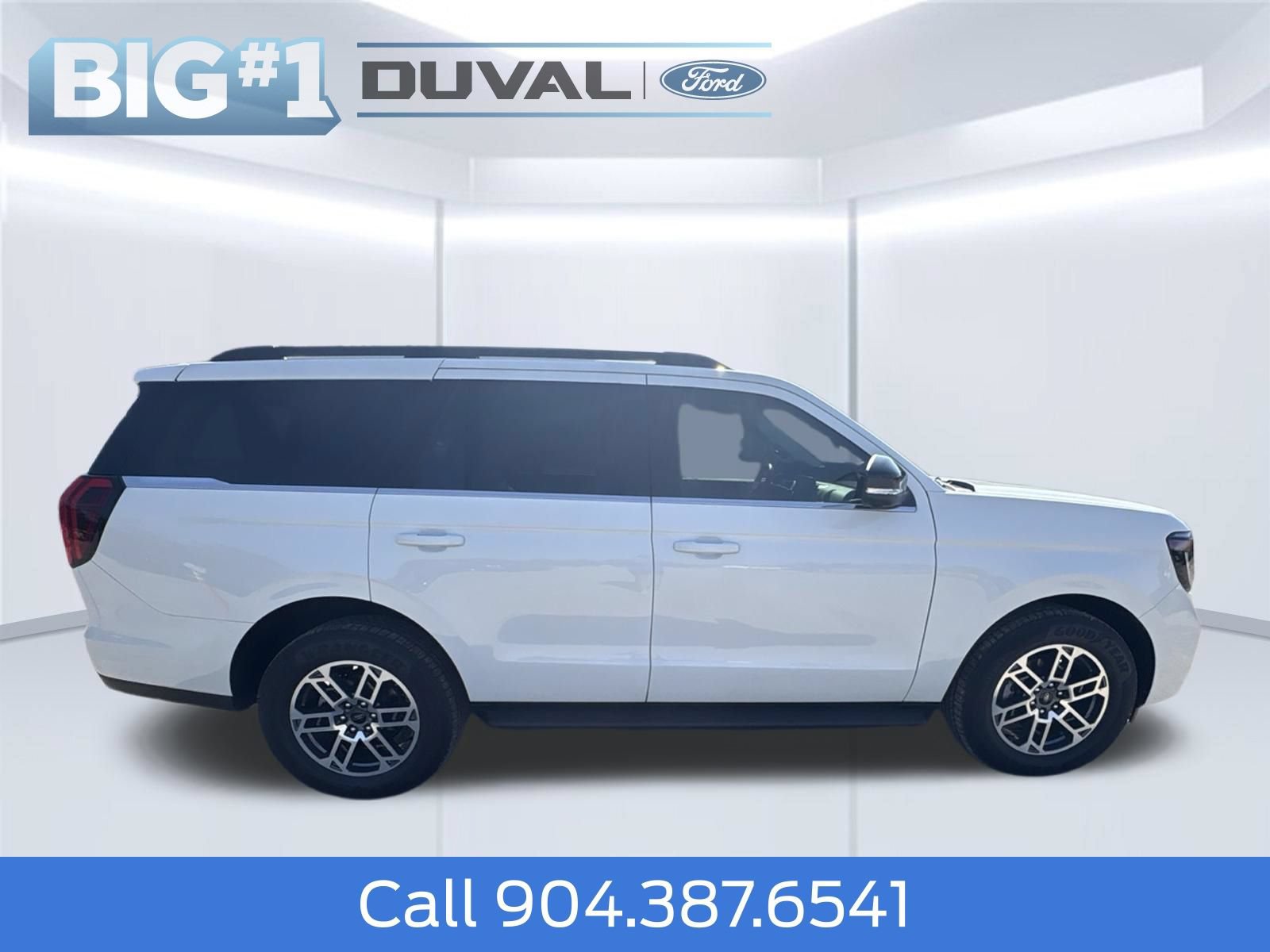 New 2026 Ford Expedition Active RWD image 10
