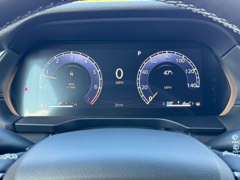 New 2025 Jeep Grand Cherokee L Laredo w/ Luxury Tech Group I image 15