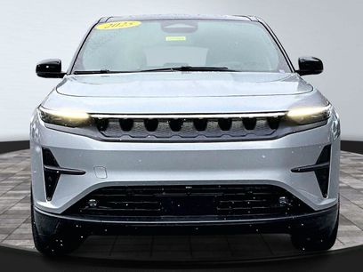 Used 2025 Jeep Wagoneer S Limited