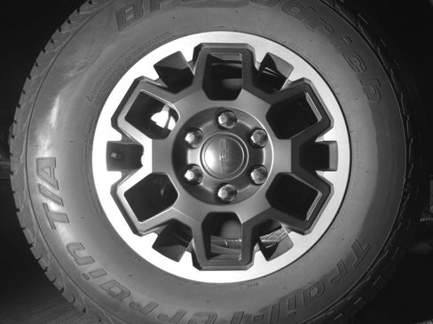 Used 2025 Toyota Tacoma TRD Off-Road image 13