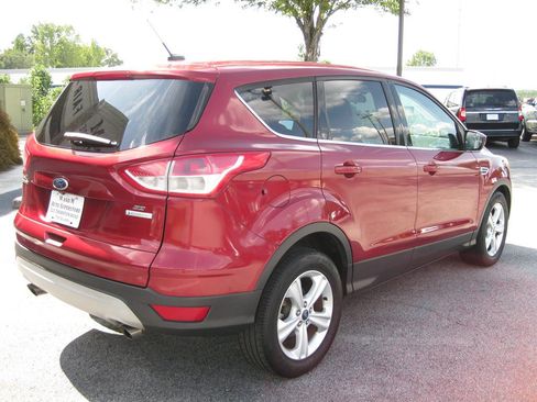 Used 2014 Ford Escape SE FWD image 8