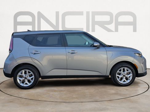 Certified 2024 Kia Soul LX w/ Option Group 015 image 10