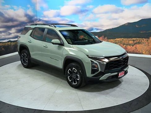 Used 2025 Chevrolet Equinox ACTIV w/ Safety and Technology Package image 1