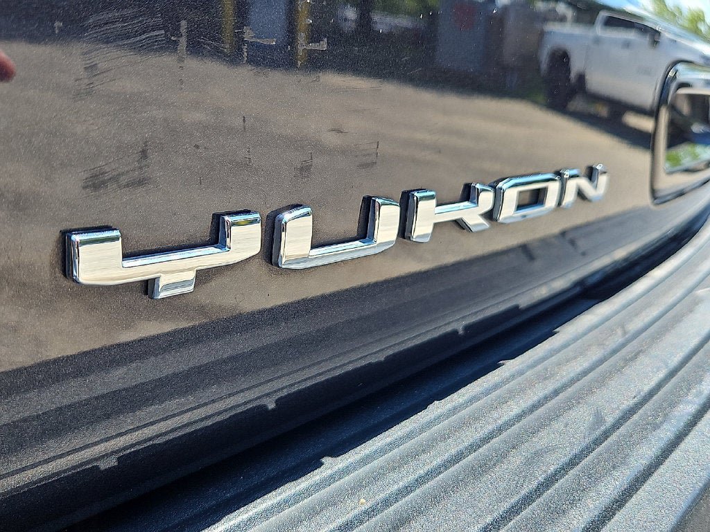 Certified 2023 GMC Yukon SLT AWD/4WD image 32