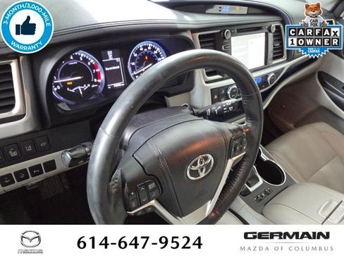 Used 2015 Toyota Highlander Limited Platinum image 15